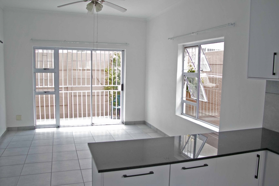 To Let 3 Bedroom Property for Rent in Somerset Ridge Western Cape